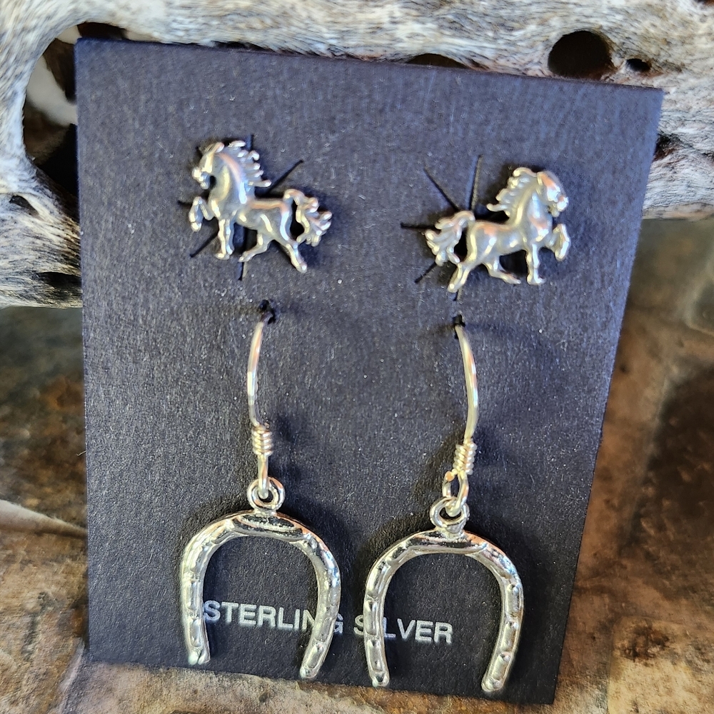 Sterling Silver Horse LOVERS 2 Pc Earrings SET